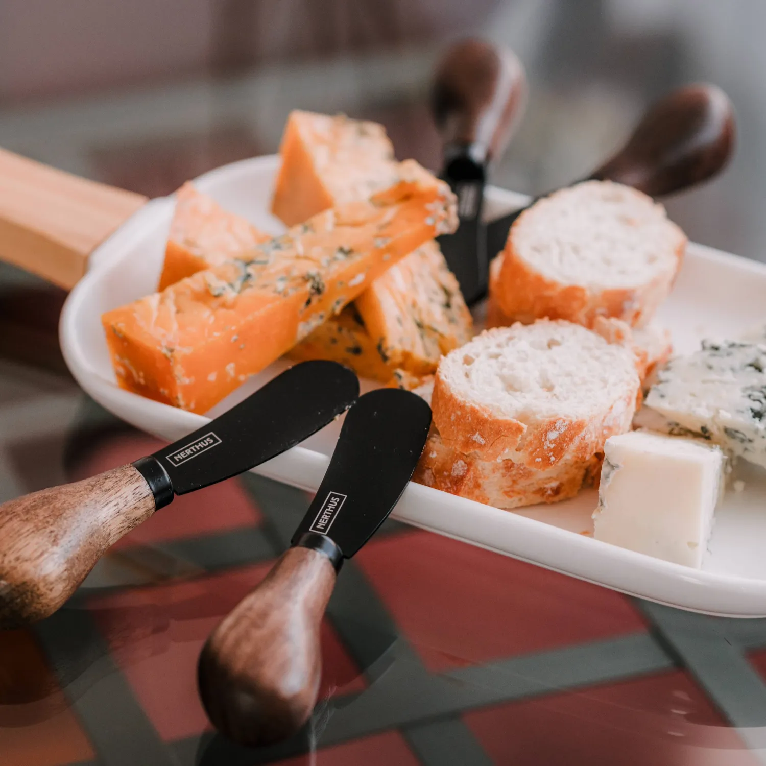 VinBouquet Vassoio di Porcellana per Stuzzichini con Manico in Bambù