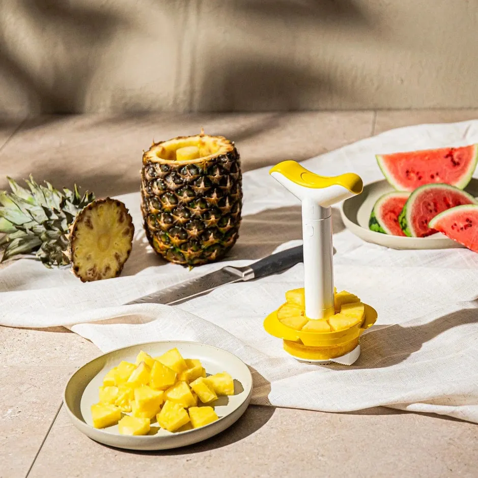 Vacu Vin Pineapple Slicer and Wedger affetta ananas con taglia spicchi